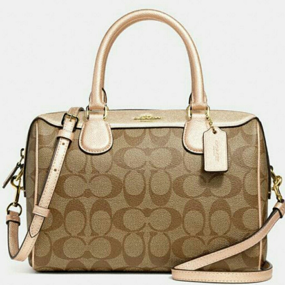 {SOLD}●COACH BENNETT CROSSBODY - Picture 1 of 8